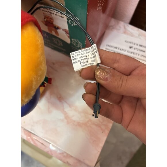 Santa's Best 1999 Winnie the Pooh Animated Ornament SIZE 11" Used Includes Box - Picture 5 of 6